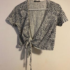 Brandy Melville Rae leopard wrap top